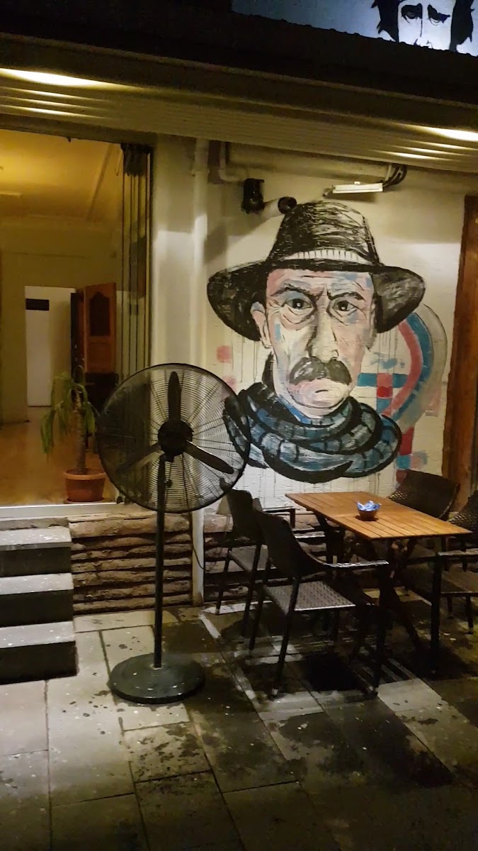 Alaçatı Cafe Kahvaltı Ve Nargile Evi - 2
