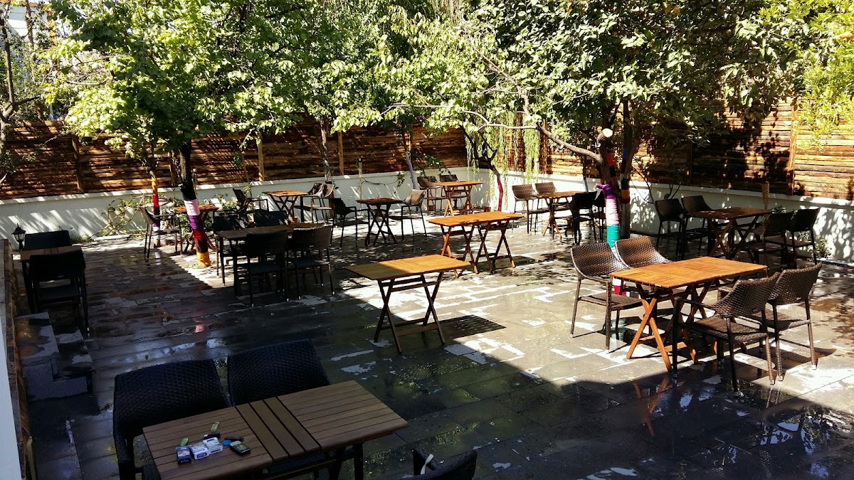 Alaçatı Cafe Kahvaltı Ve Nargile Evi - 6