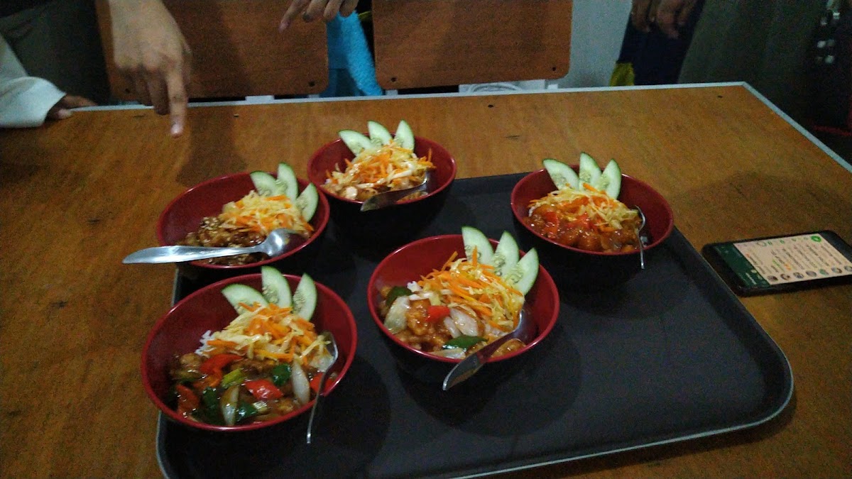 Himmy Dimmy Garden Cafe - 4