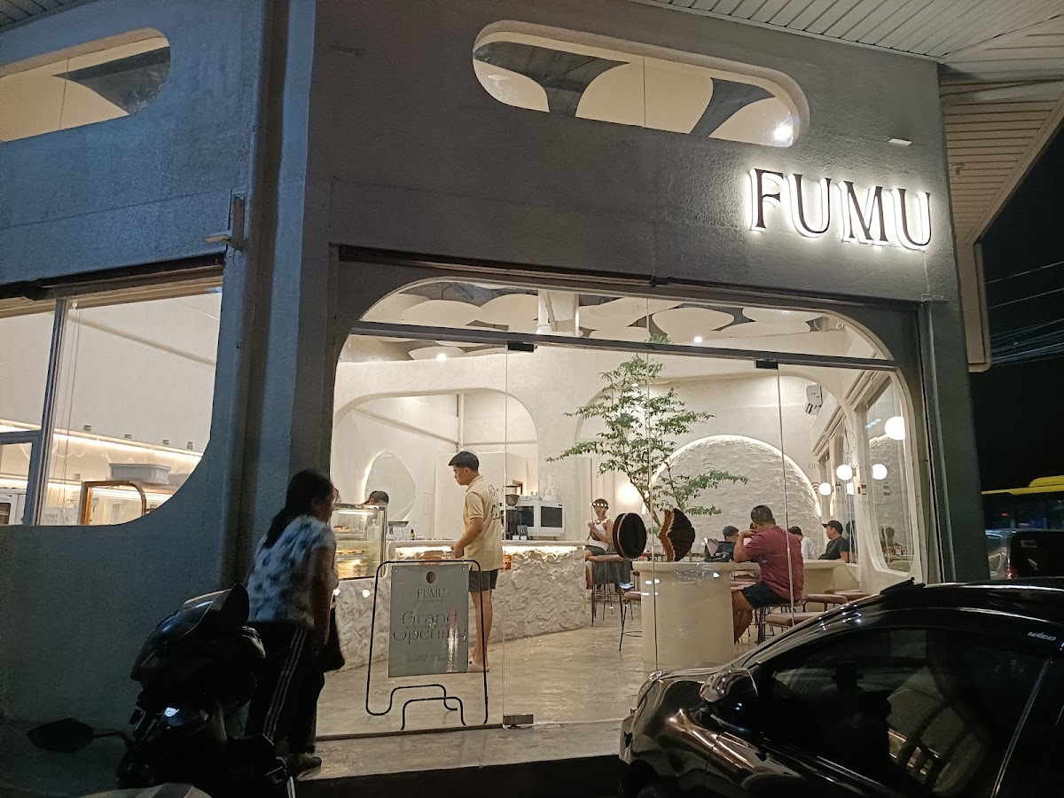 FUMU coffee and pastry