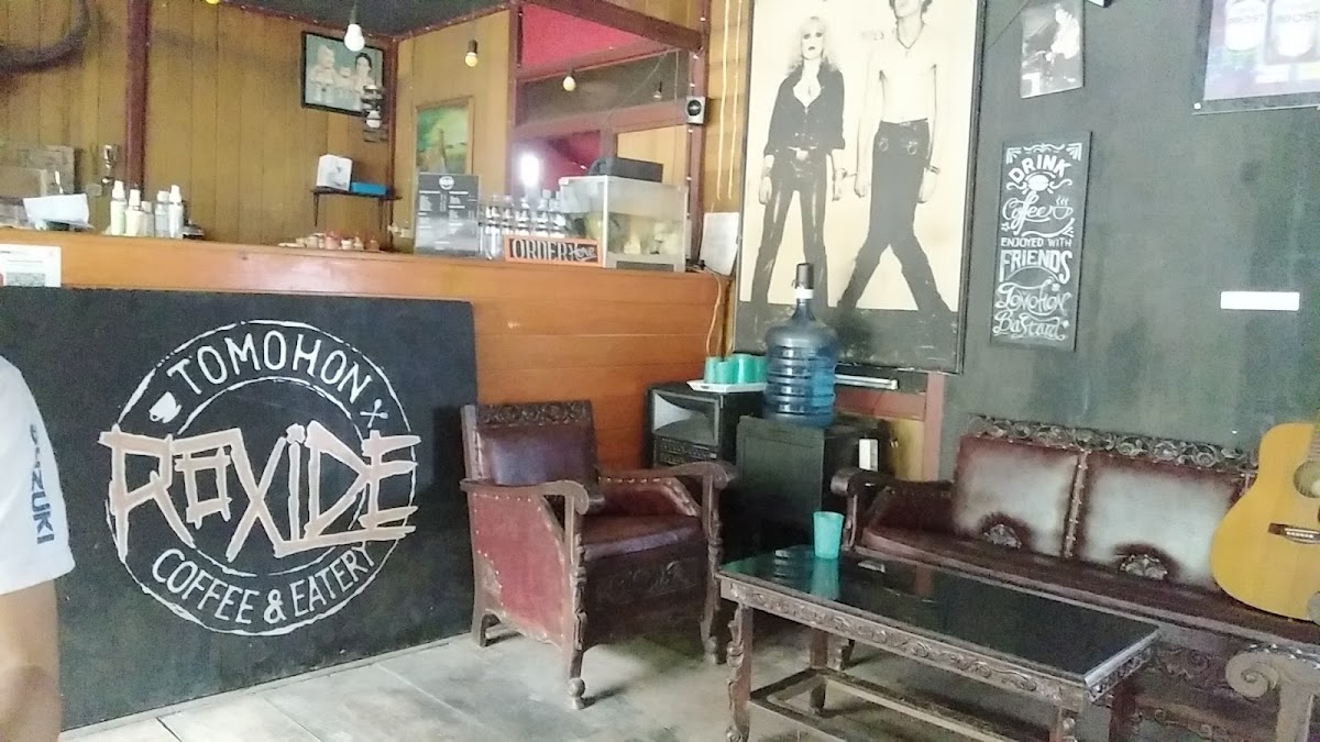 Roxide Coffee N' Eatery