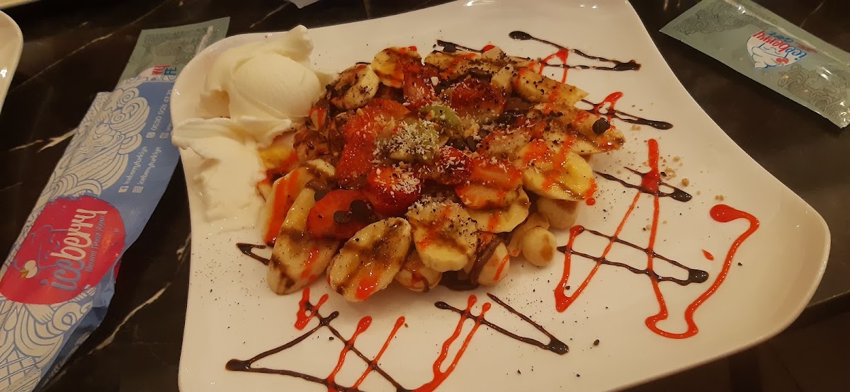 Iceberry Natural Frozen Yogurt - 5