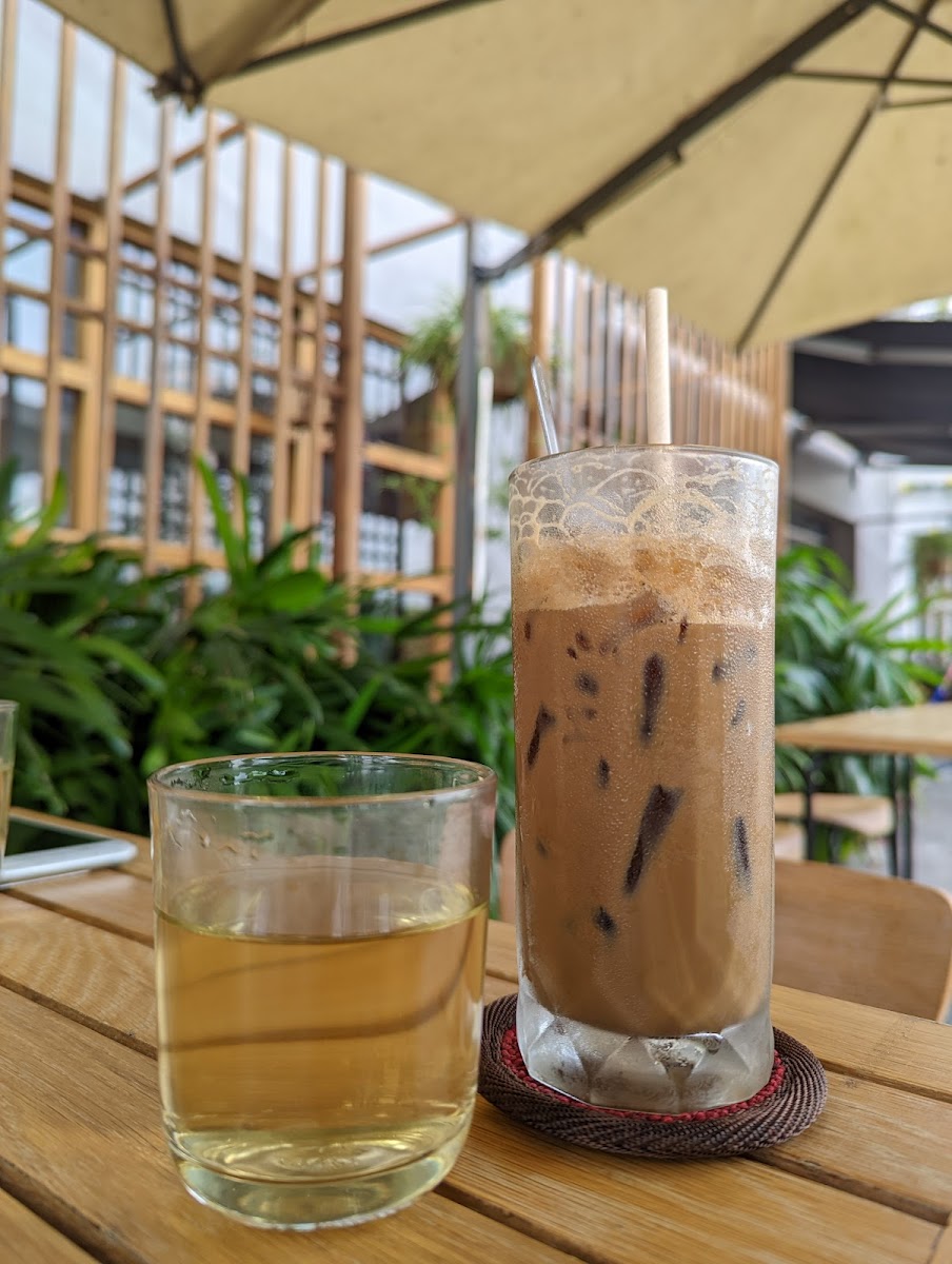 Đồng Nâu Cafe - 9
