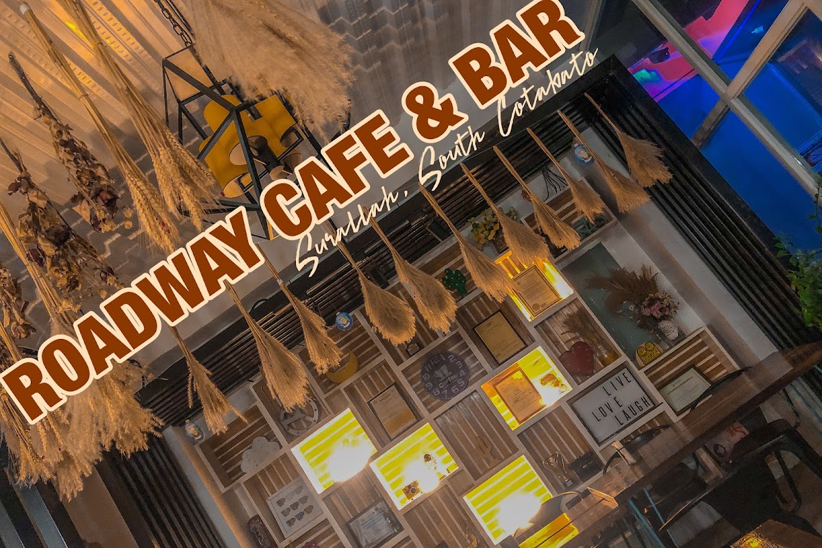 Roadway Cafe & Bar