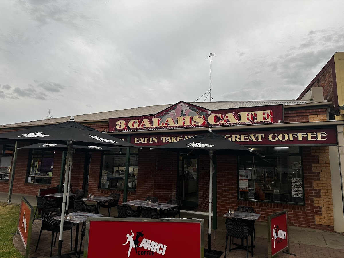 3 Galahs cafe