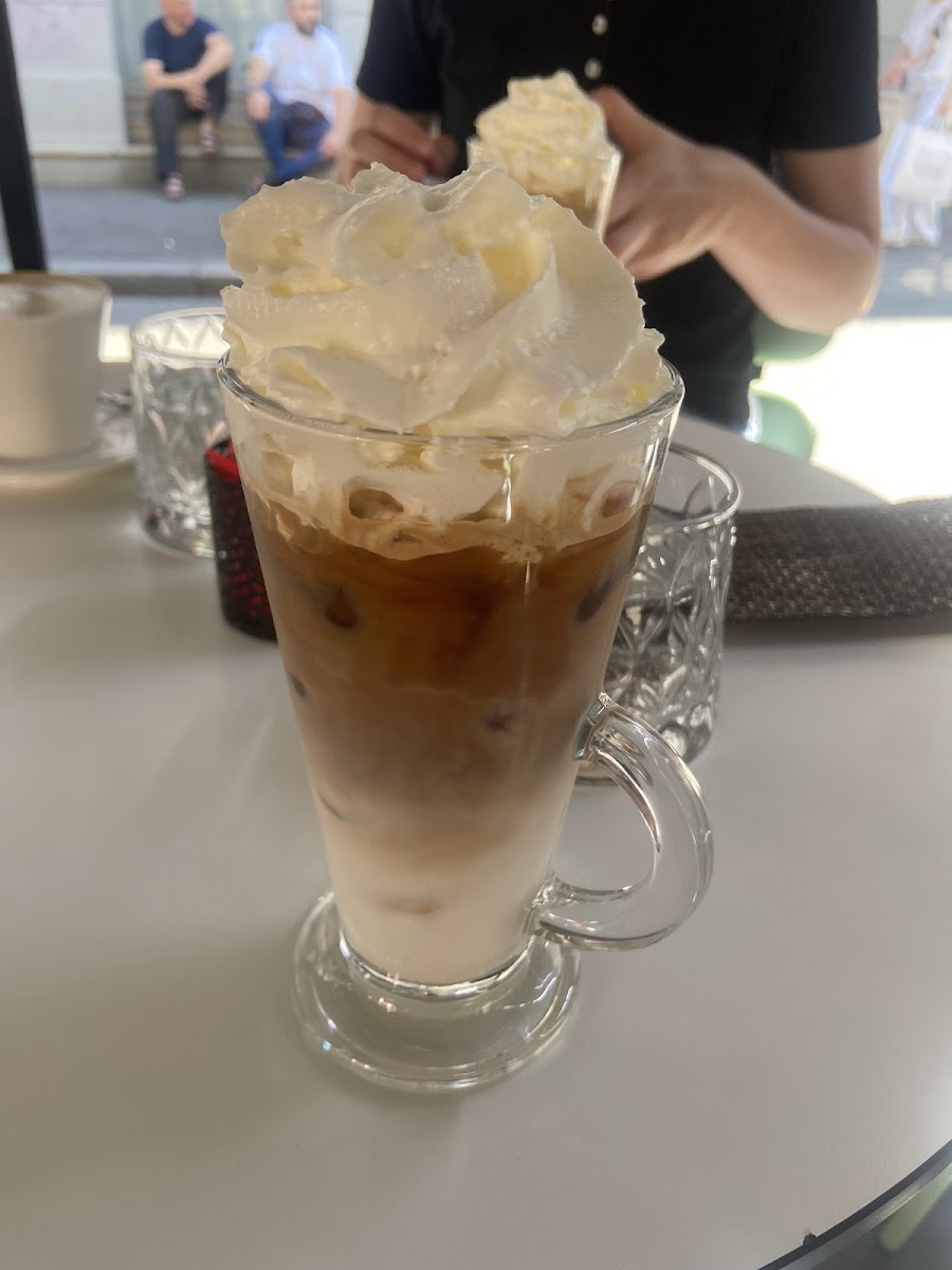 Mrvica Café & Pâtisserie Zagreb - 8