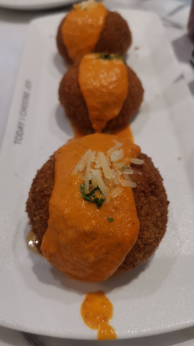 JOY CAFÉ AND RESTAURANT - 8