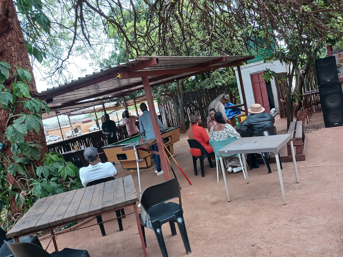 House22cafe & Carwash