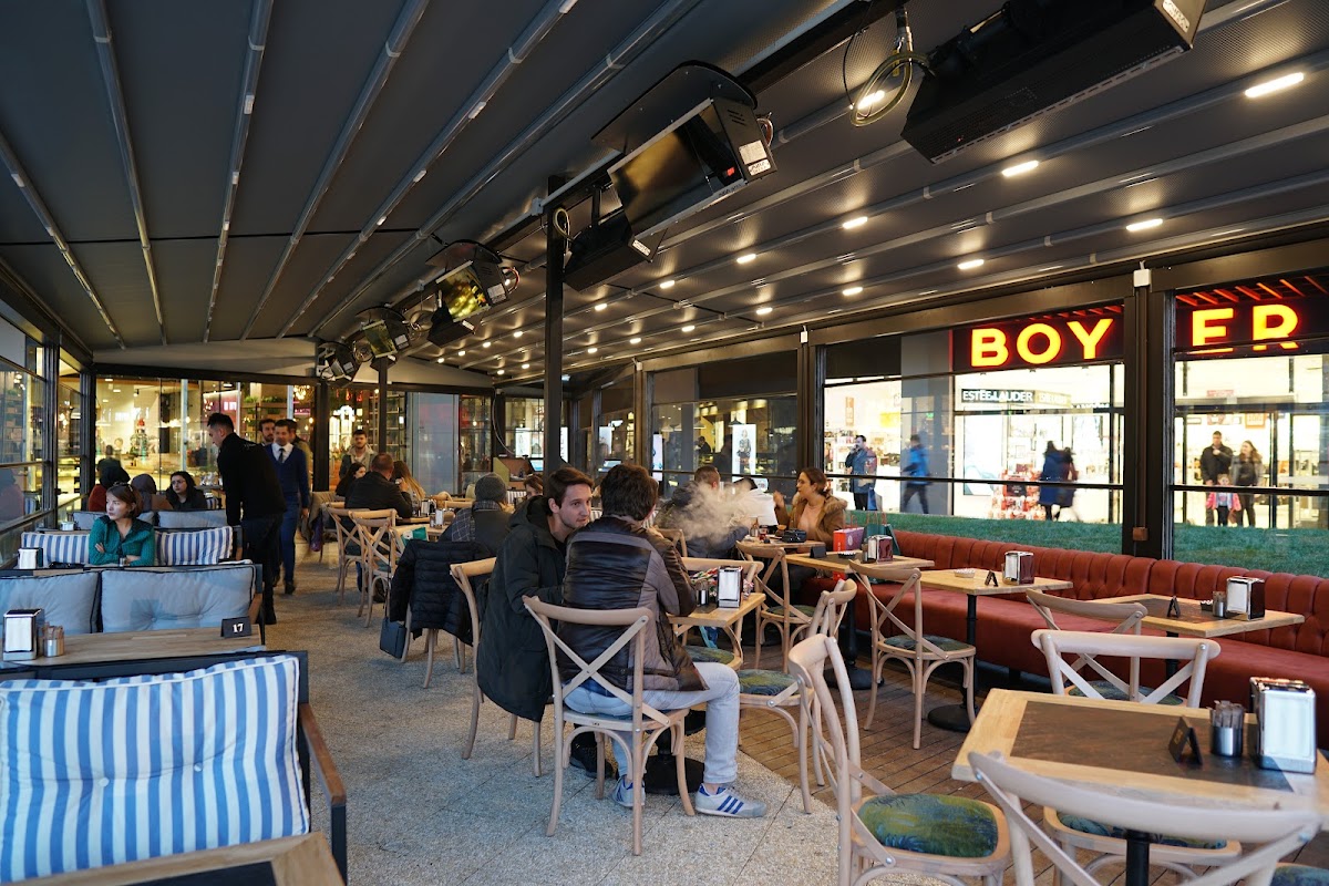 Meydani Cafe & Pastane - 4