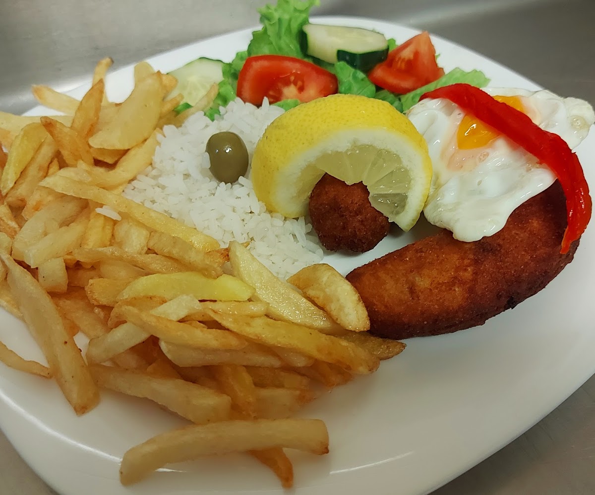 Canadian Sport's Bar - 5