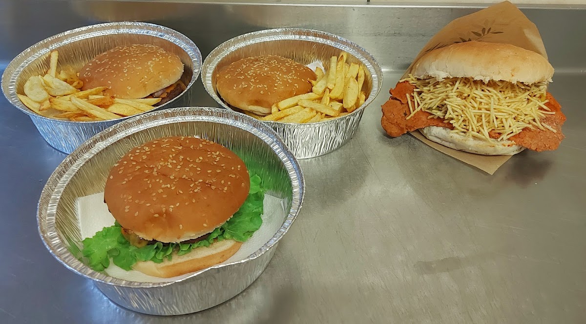 Canadian Sport's Bar - 7