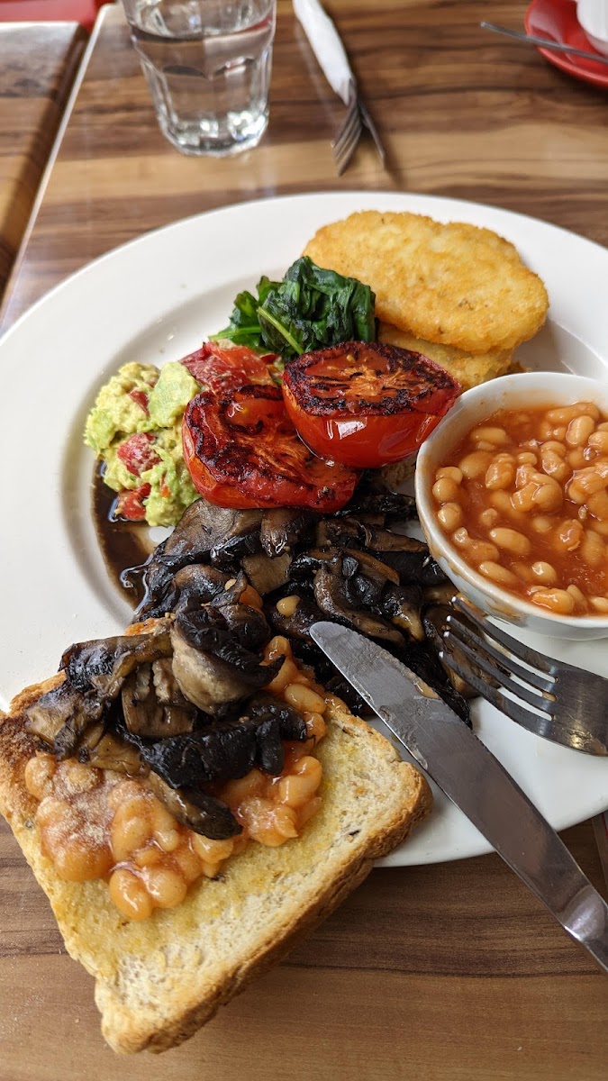 Red Relish Cafe - 10