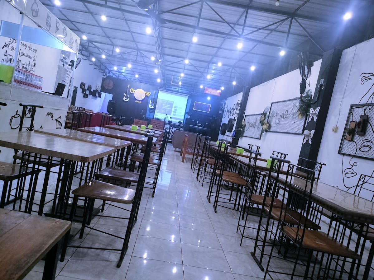 ORNAMENT CAFE JOMBANG