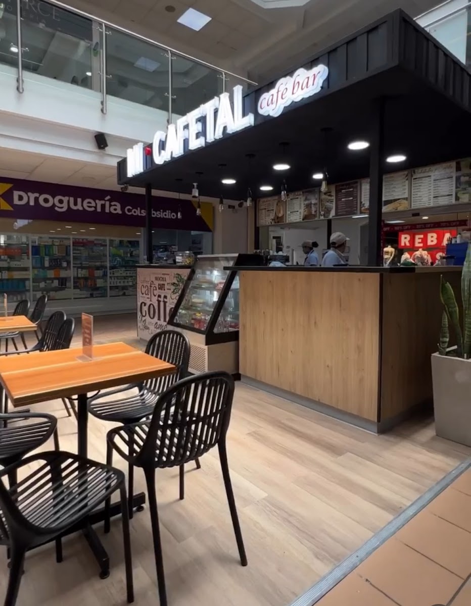 MI CAFETAL — Café Bar.