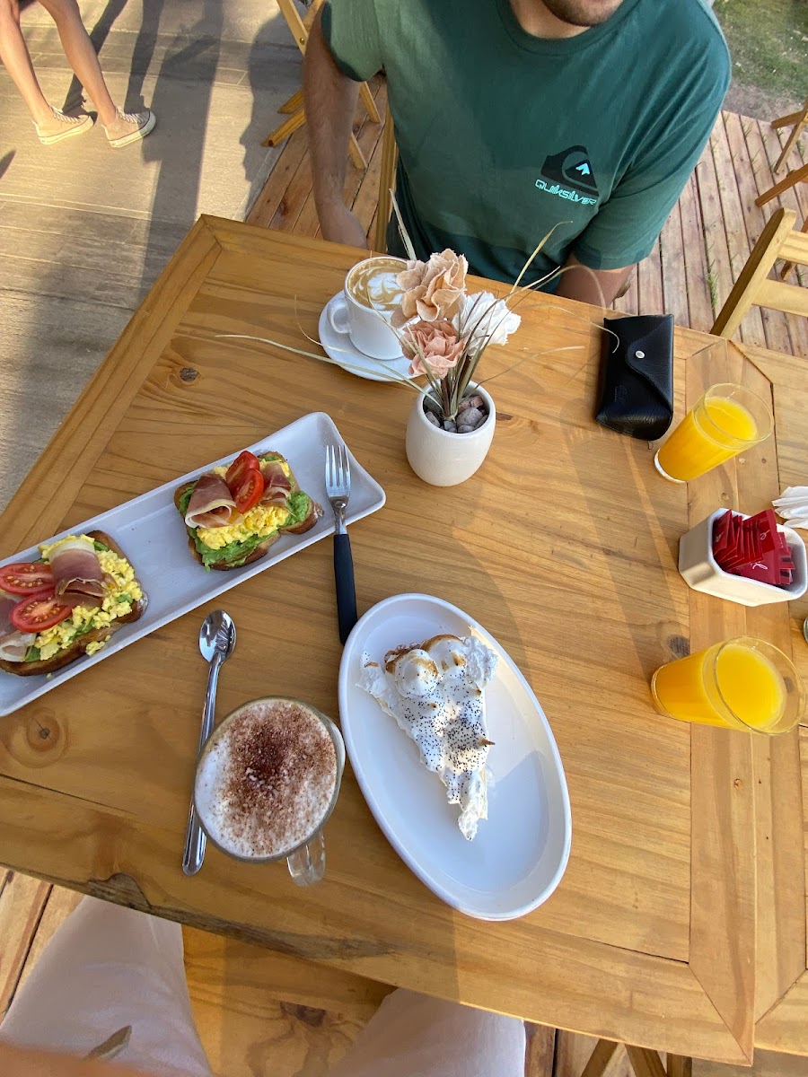 Fortunatas - cafetería -pasteleria y casa de comidas - 3