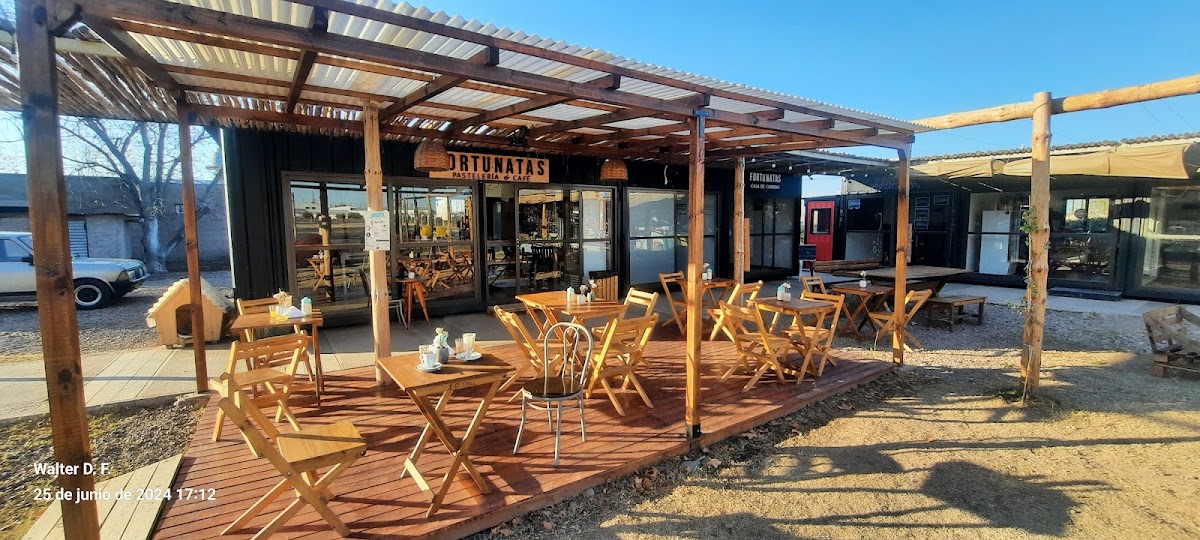 Fortunatas - cafetería -pasteleria y casa de comidas - 4