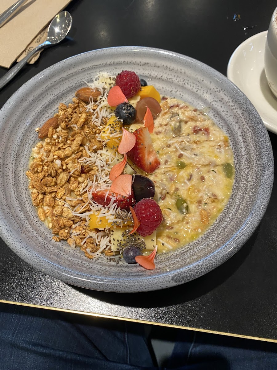 Miss Carter Cafe - 8