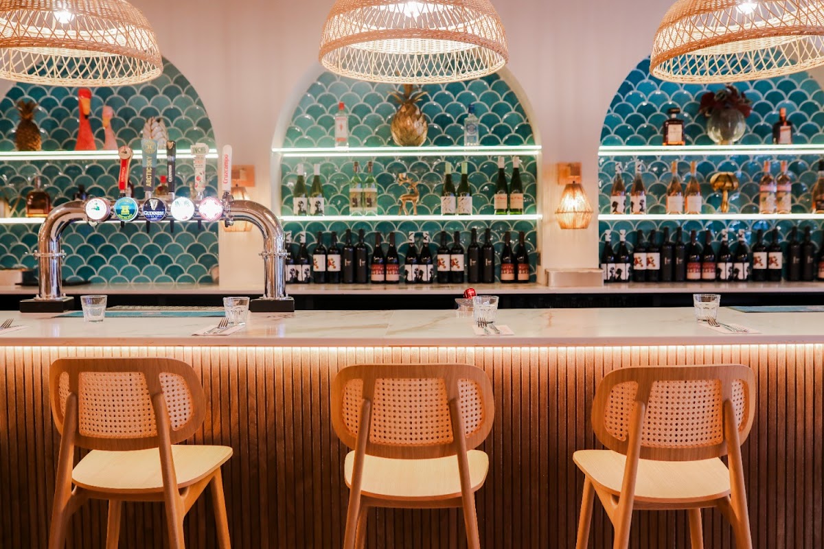 Flamingo Cafe Bar - Ashley Cross