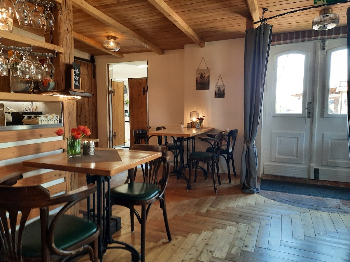 Café und Weinstube Antik