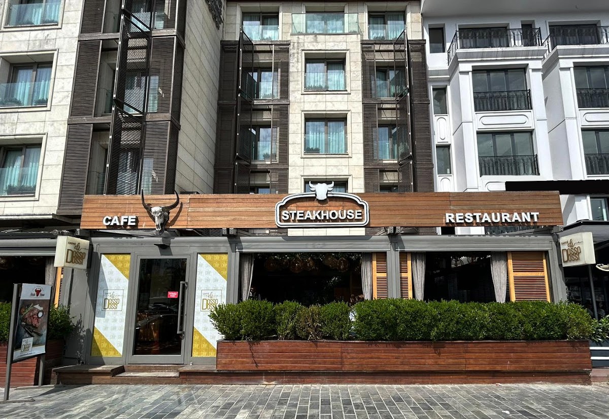 Dosso Dossi Cafe & Restaurant