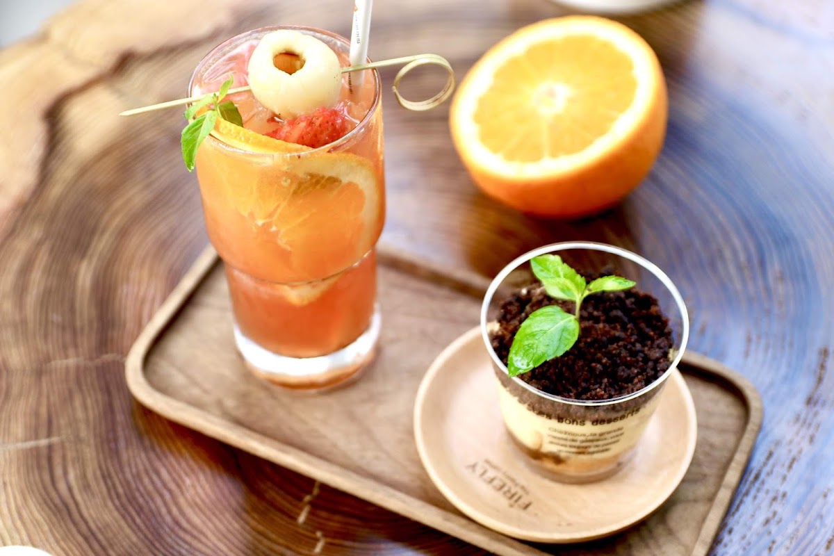 Đom Đóm Coffee - 7