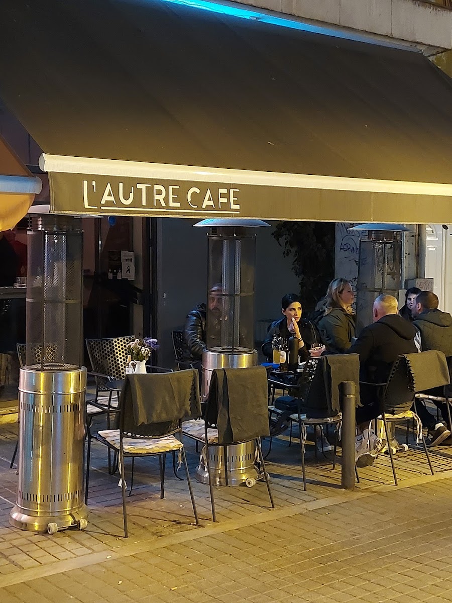 L'autre Cafe