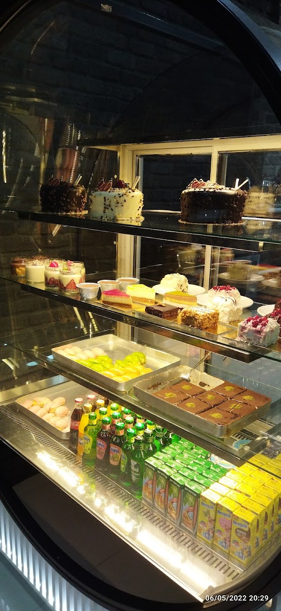 Saray Börekçisi Cafe Pastane Kestel - 3