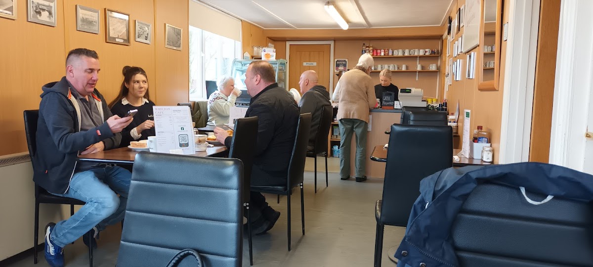Whilton Cafe - 10