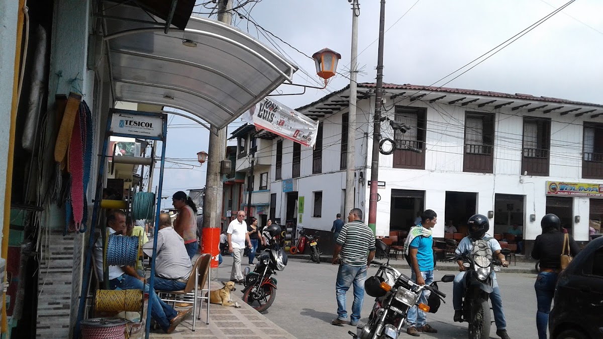 Cafeteria Esquina Real