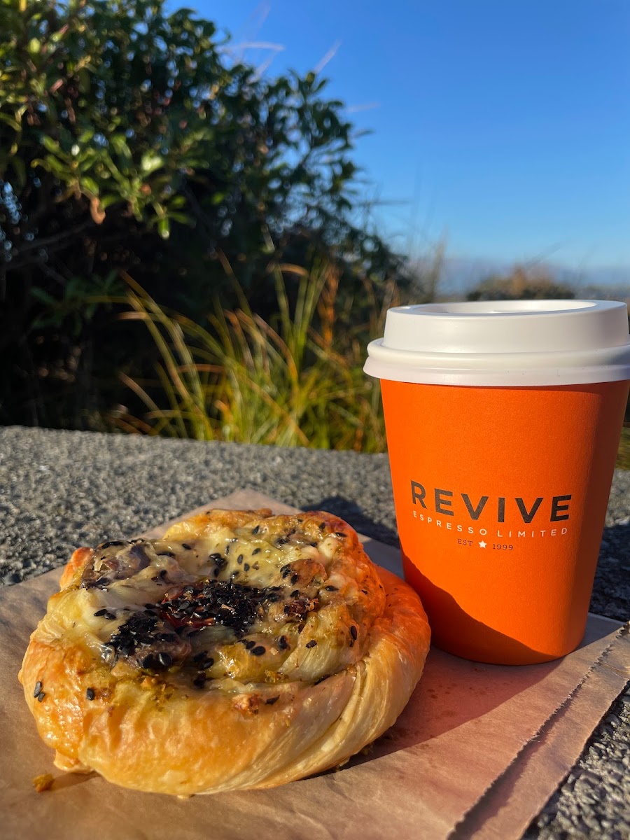 The Flying Bean Coffee Shop - 2