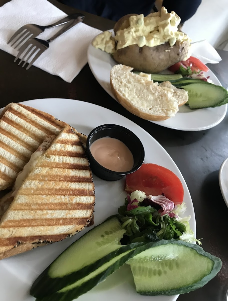 City Confectionery - 6