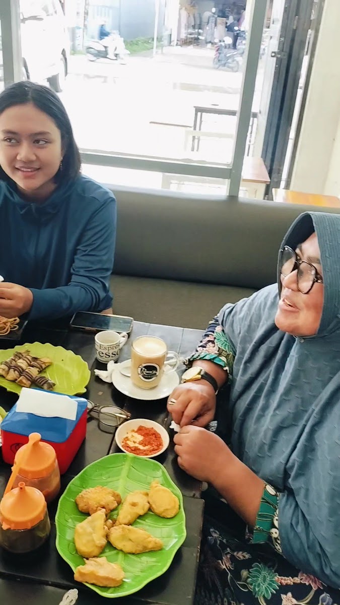 Ran's Cafe N Coffee - 2