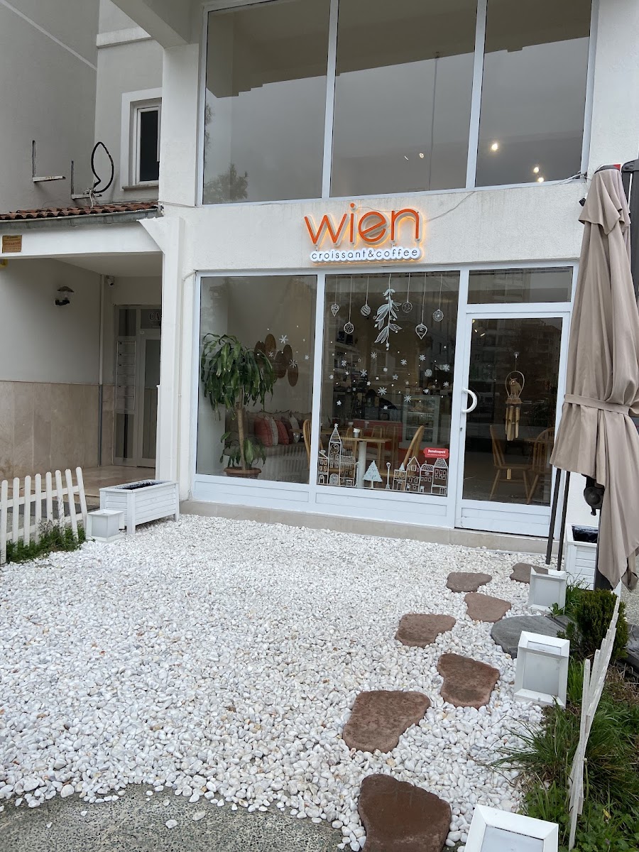 Wien Croissant & Coffee