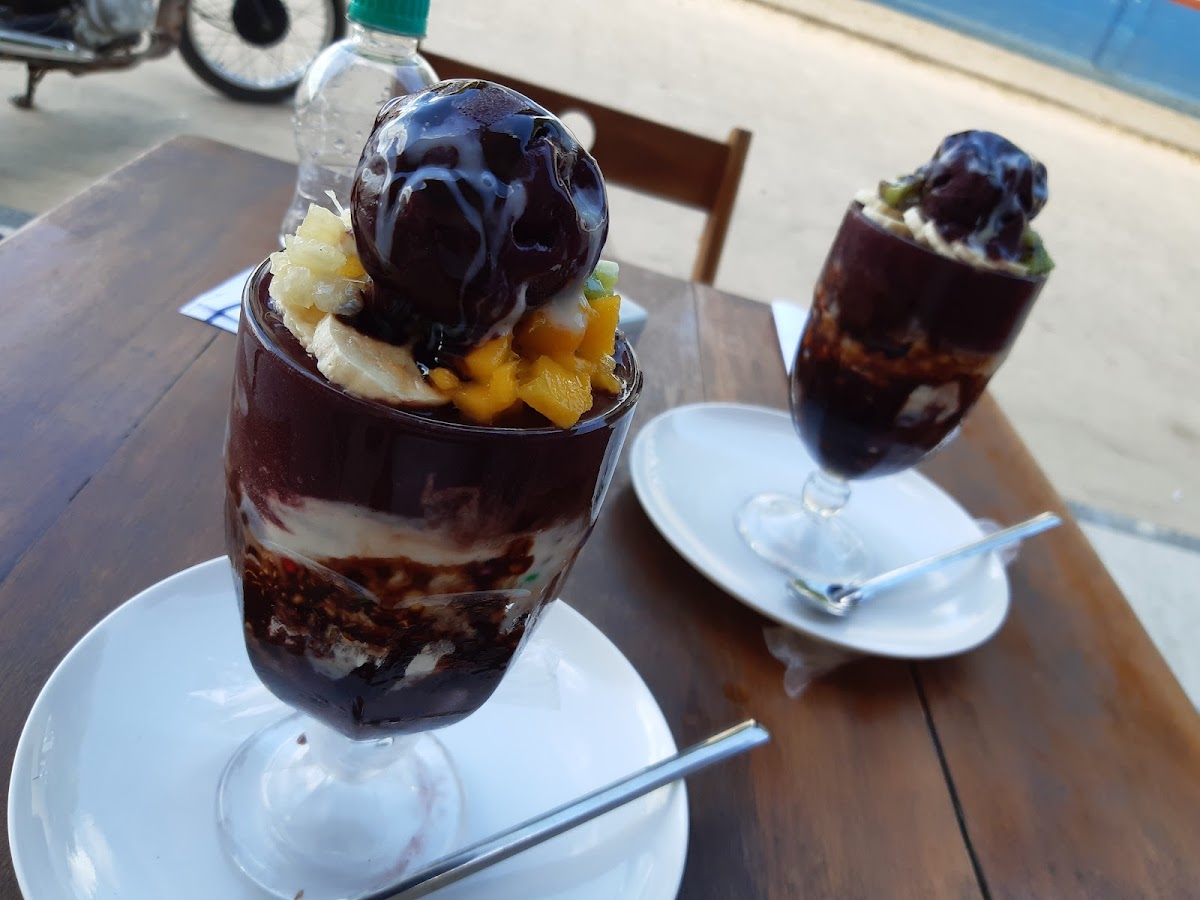 Açaí Plus Lan House e Sorveteria