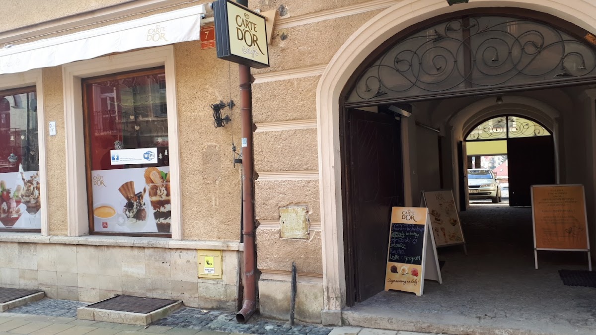 Café and ice cream parlor Carte D'or