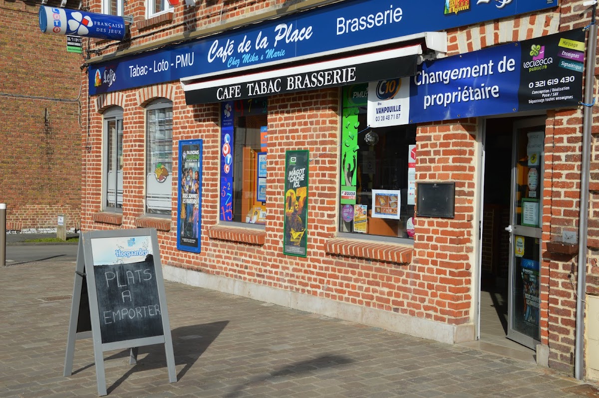 Café de la Place - Chez Mika & Marie