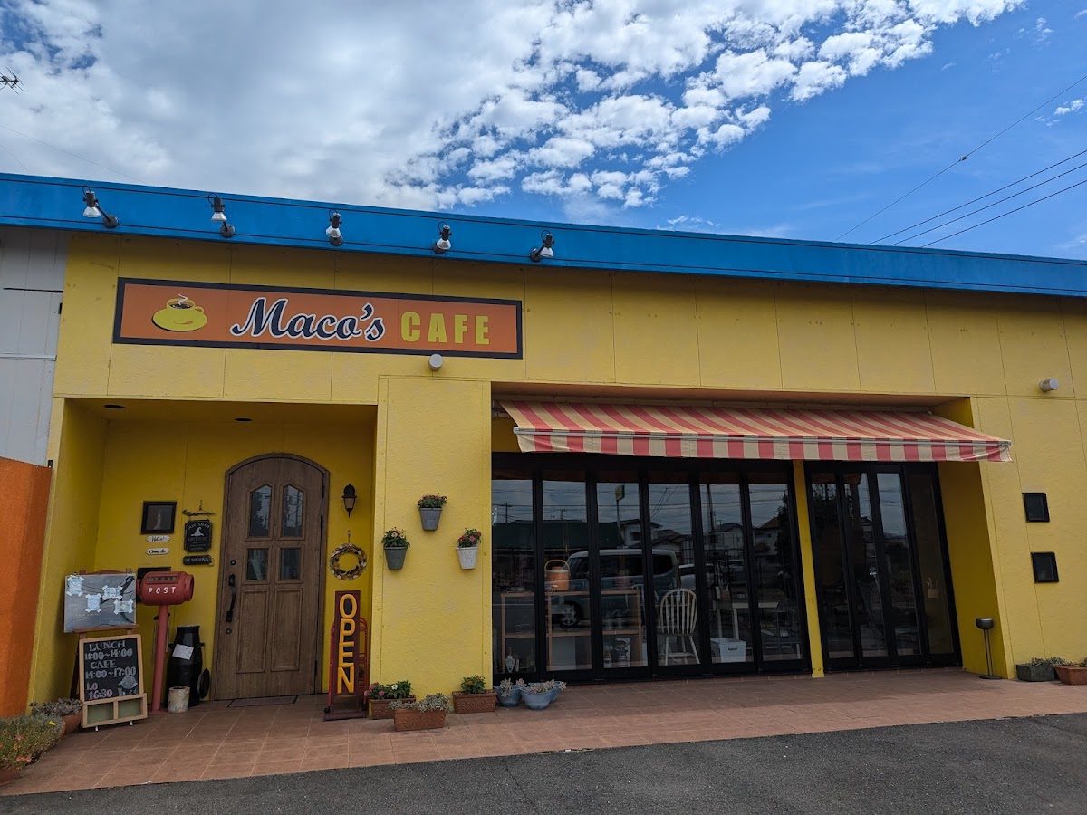 Maco's cafe