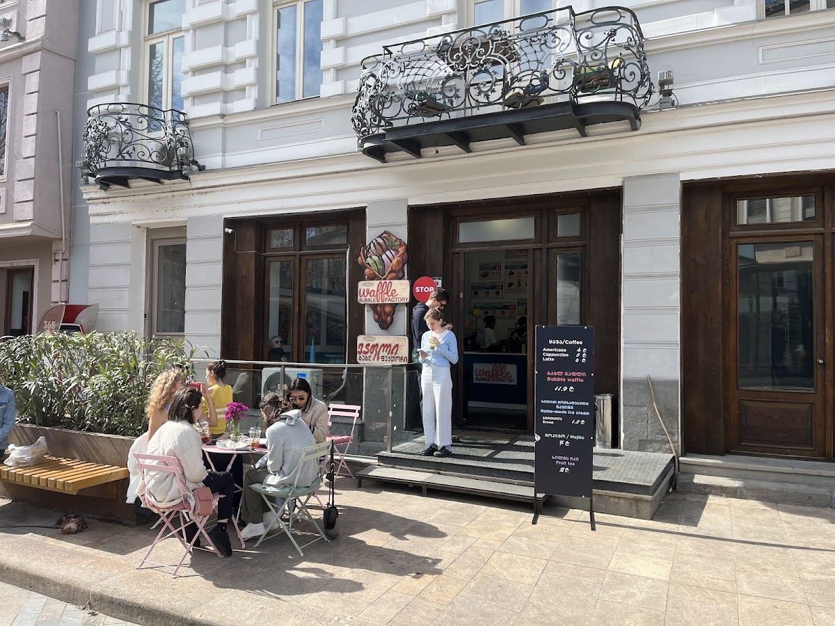 Bubble Waffle factory