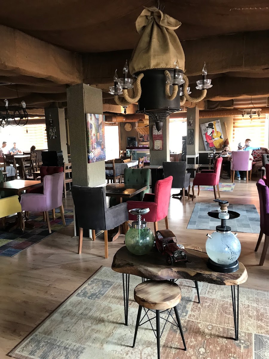 Cemre Nargile Cafe