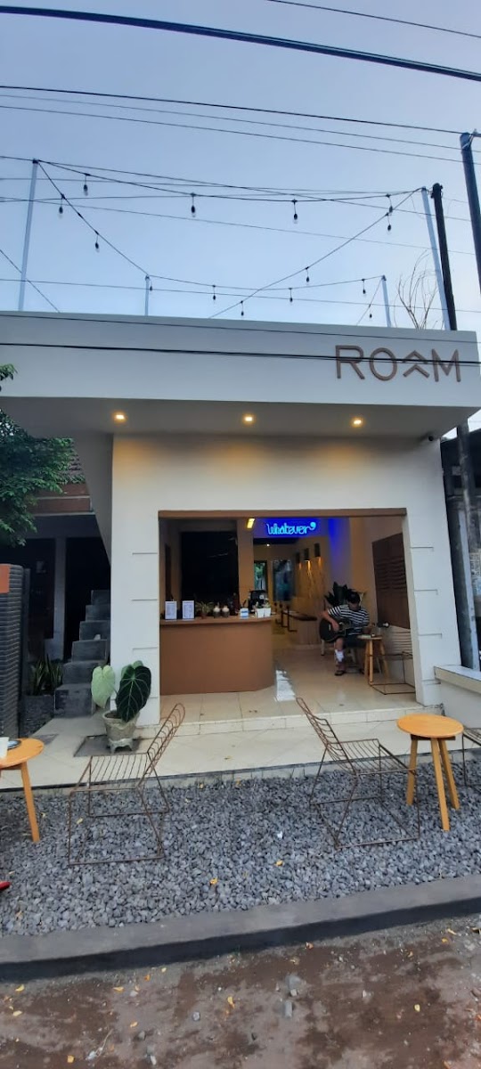 Roam Coffee Shop