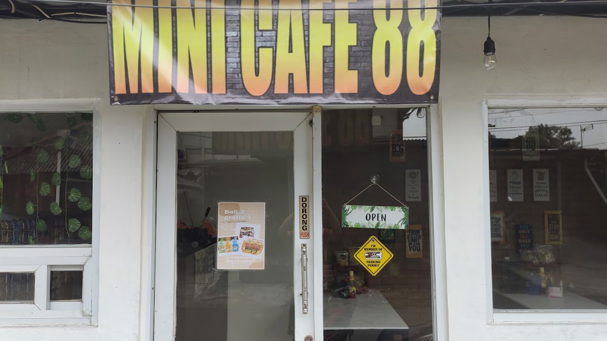 Mini Cafe 88