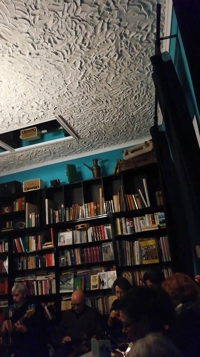 Literatur Café Khawaran - 2