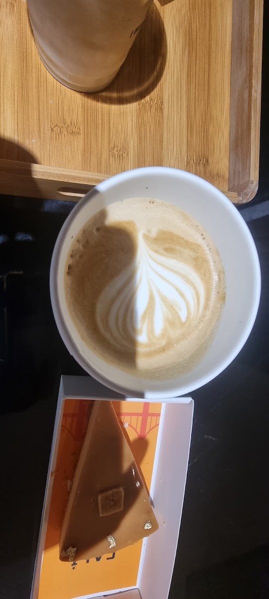 CALI SPECIALTY Cafe - 7