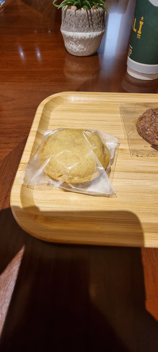 CALI SPECIALTY Cafe - 8