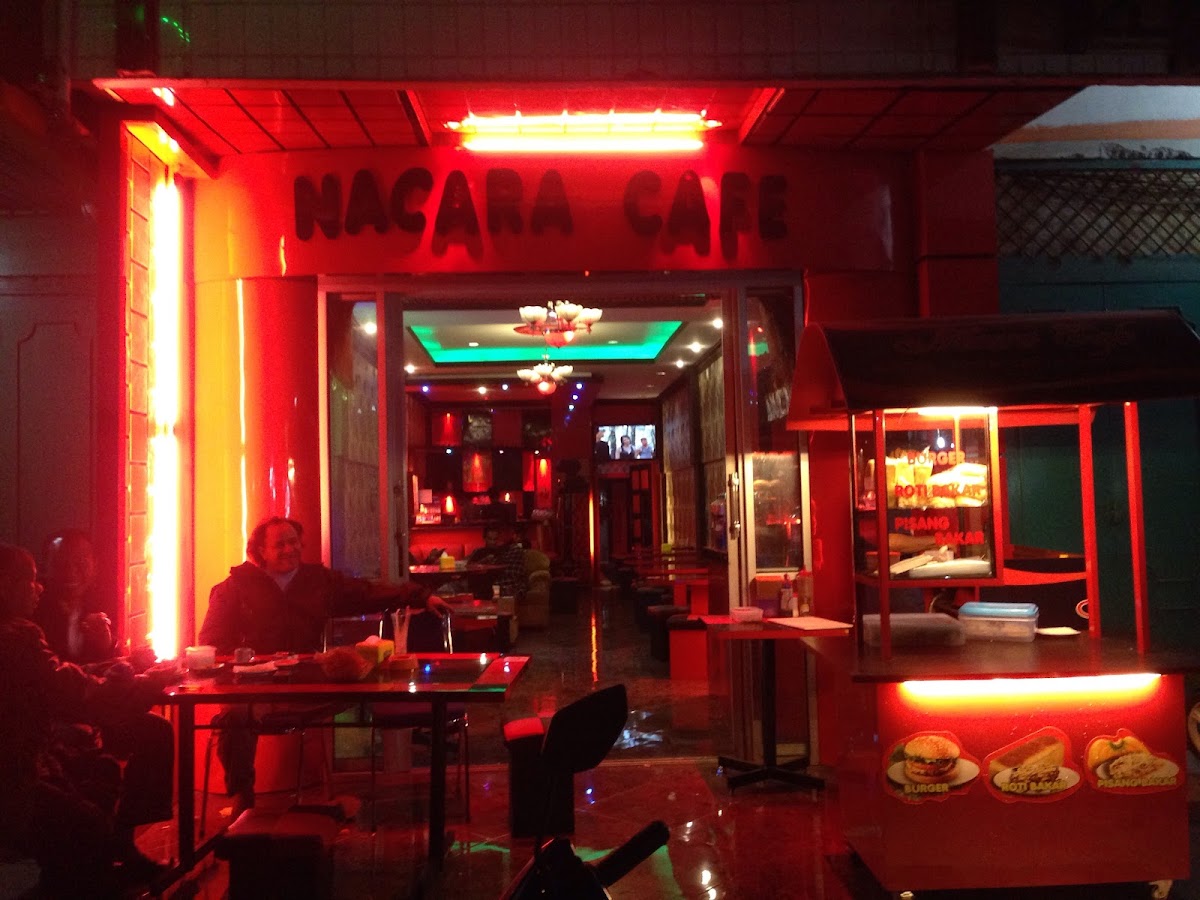 Nacara Ellit's Cafe - 3