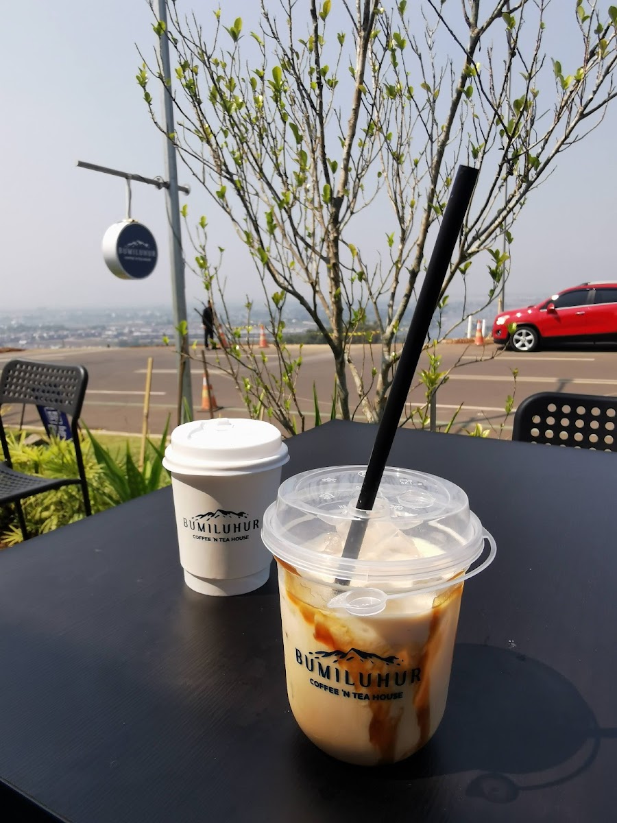 BUMILUHUR Coffee 'N Tea House - 9