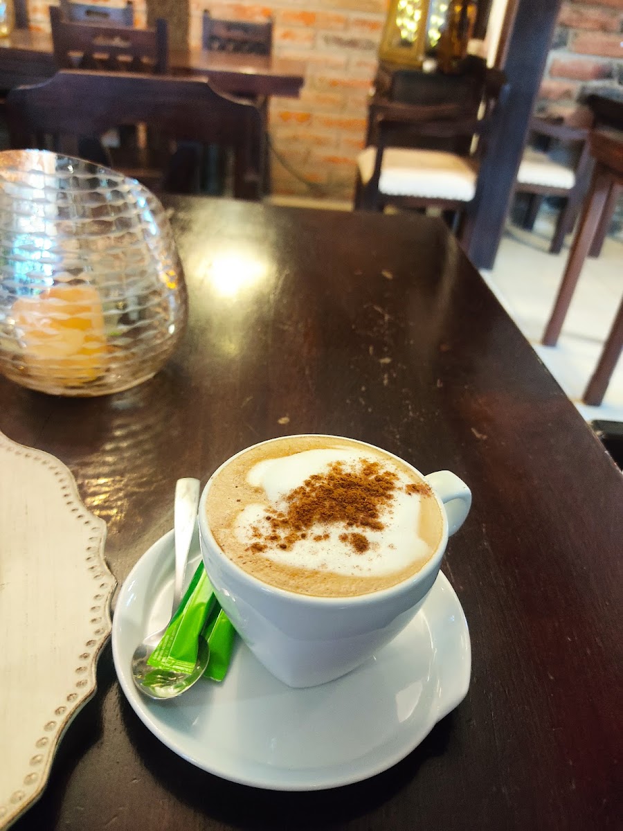 CHOCOLATES & CAFETERÍA - 4