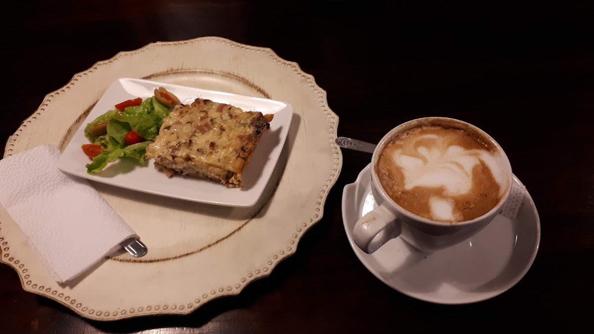 CHOCOLATES & CAFETERÍA - 6