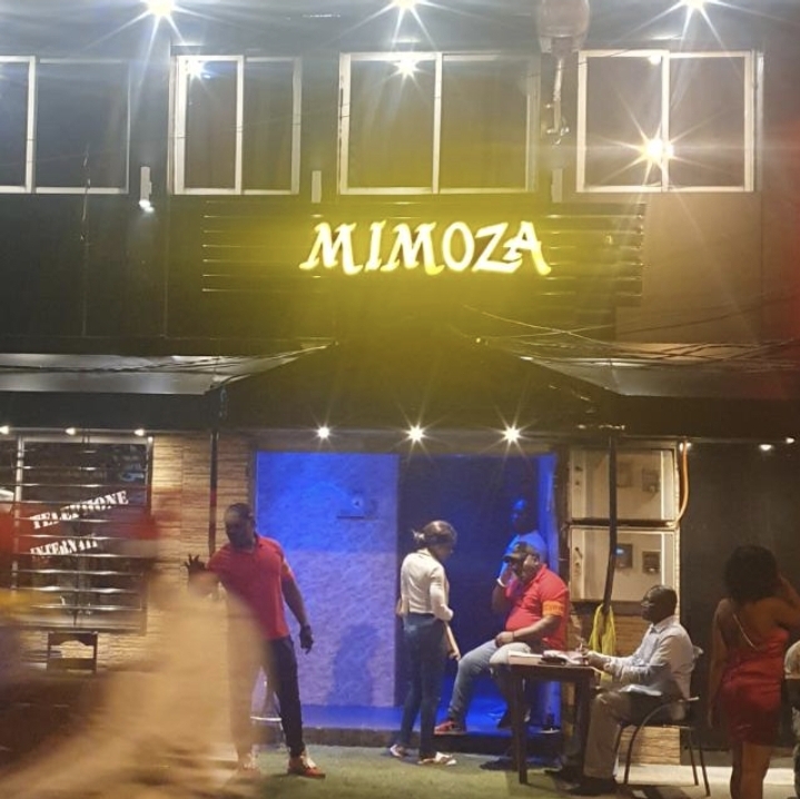 MIMOZA AKWA, Douala