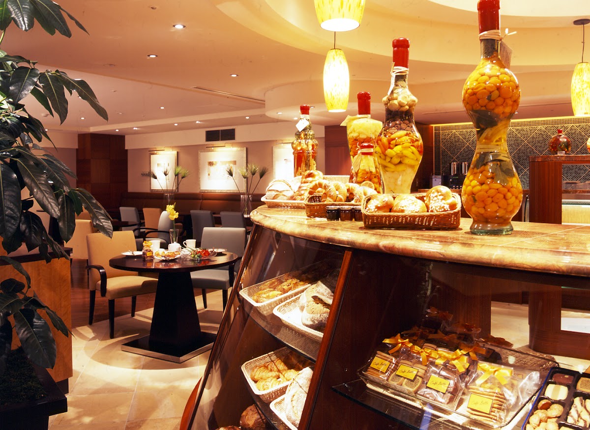 Cafe & Gourmet Shop Cafe Bell